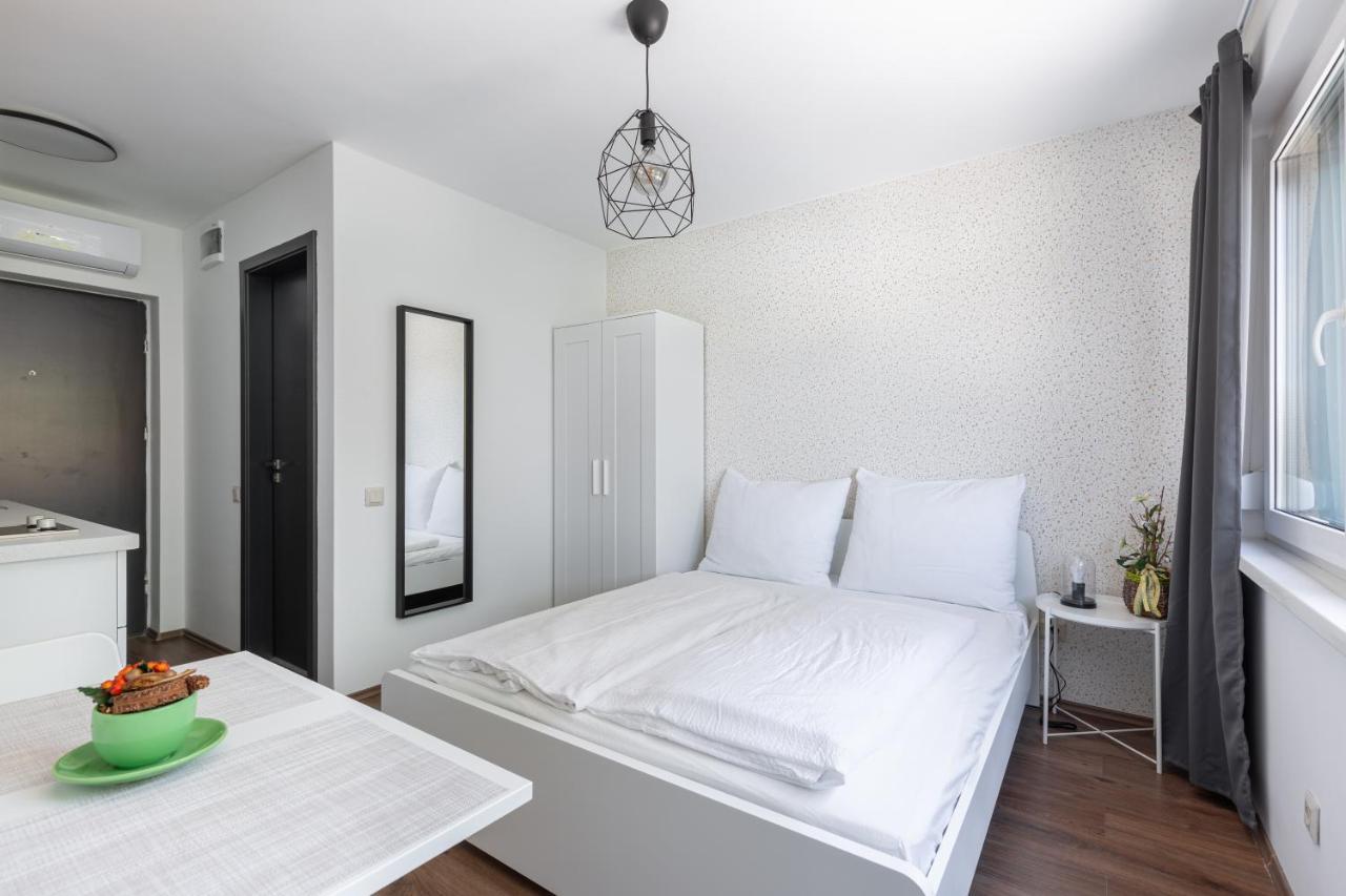 Aparthotel Pauzo Balaton Balatonföldvár Esterno foto
