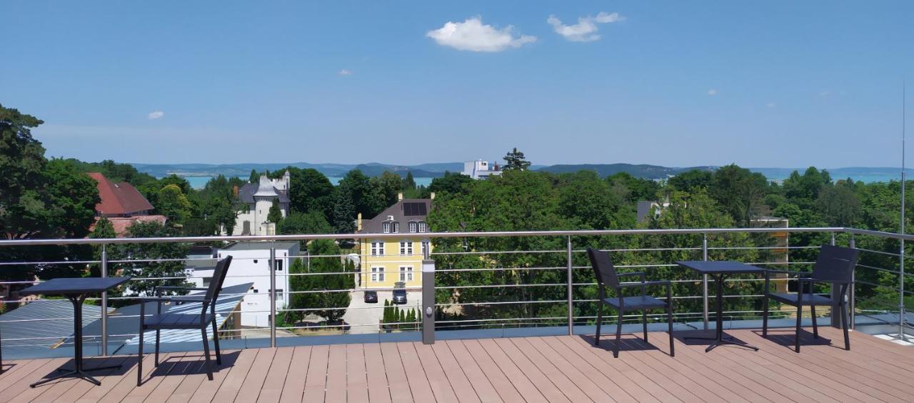 Aparthotel Pauzo Balaton Balatonföldvár Esterno foto