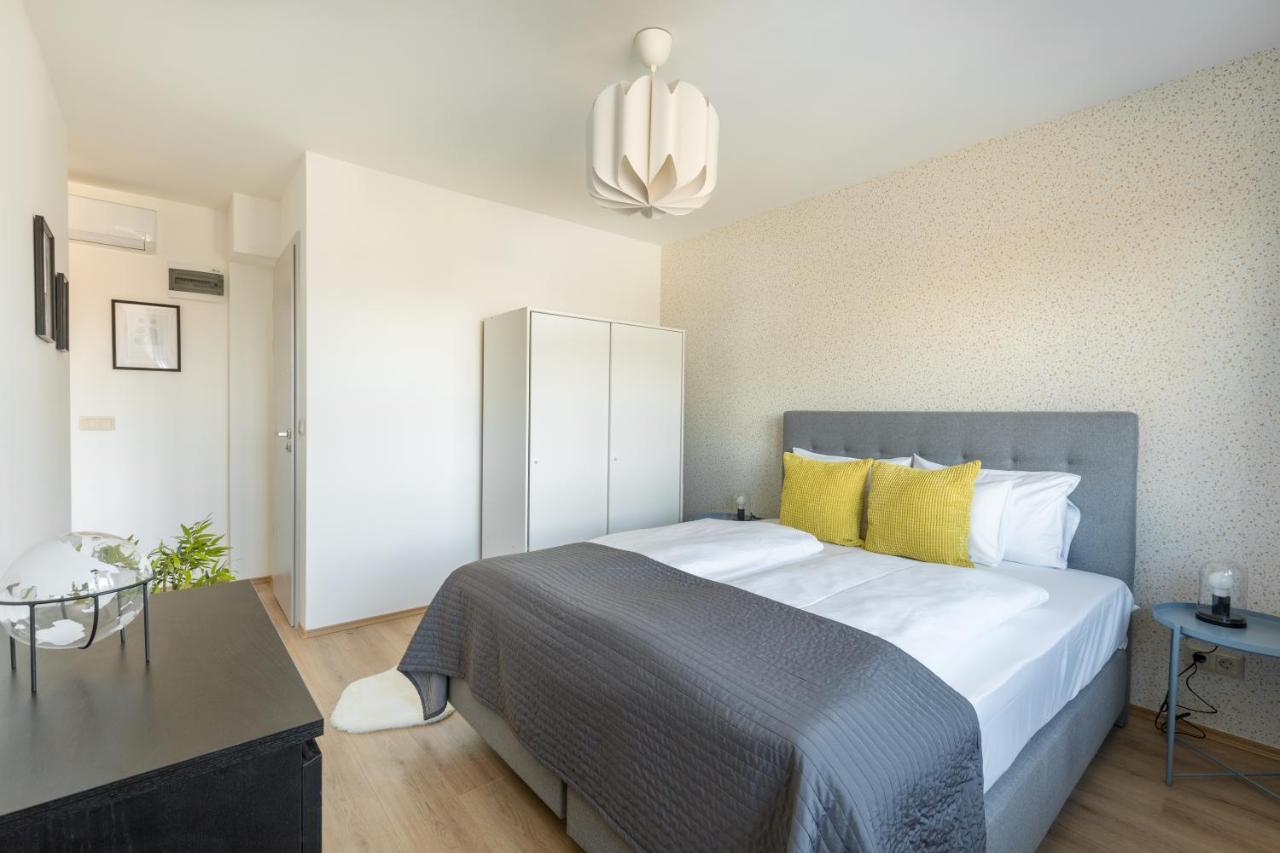 Aparthotel Pauzo Balaton Balatonföldvár Esterno foto