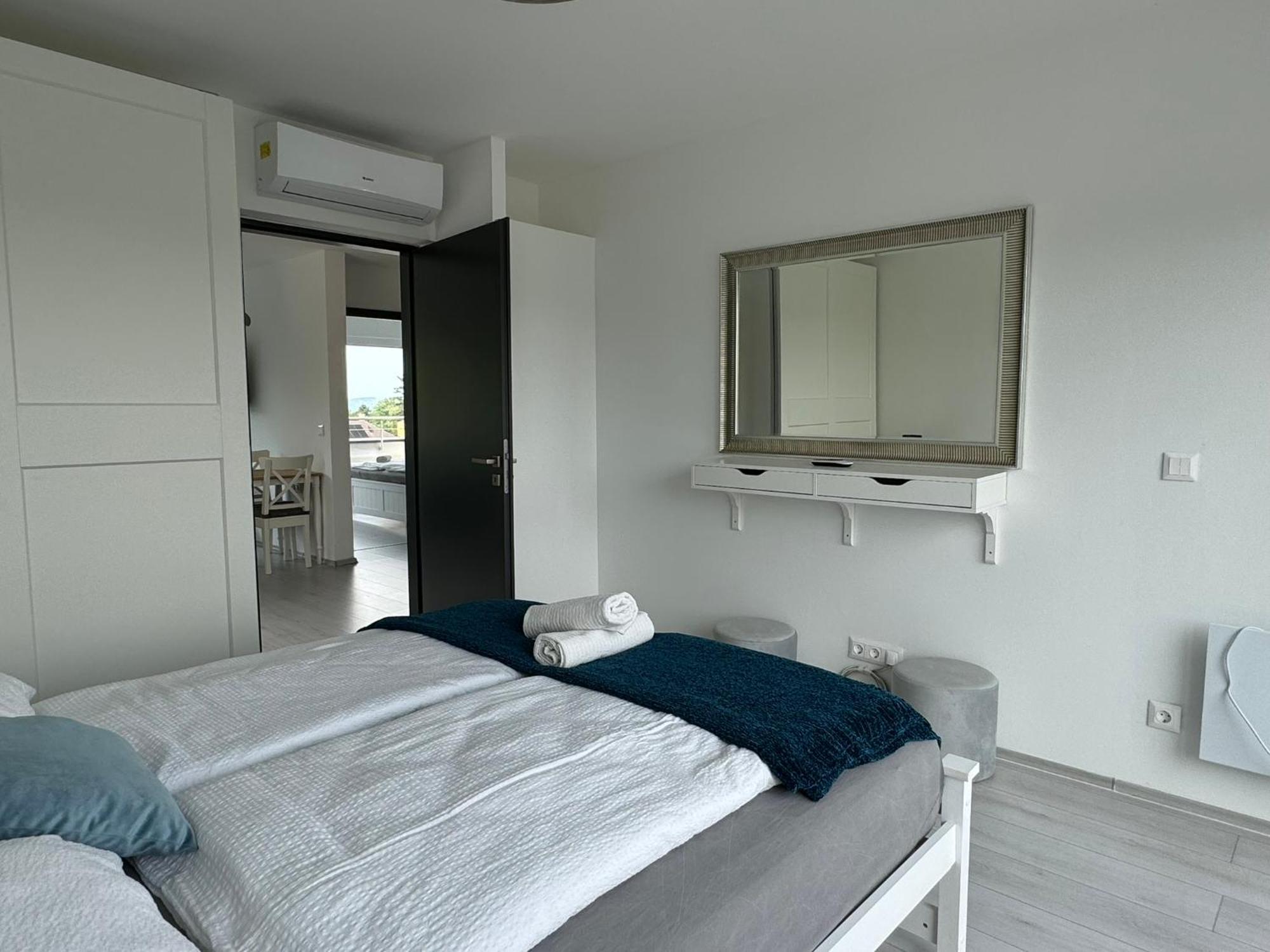 Aparthotel Pauzo Balaton Balatonföldvár Esterno foto